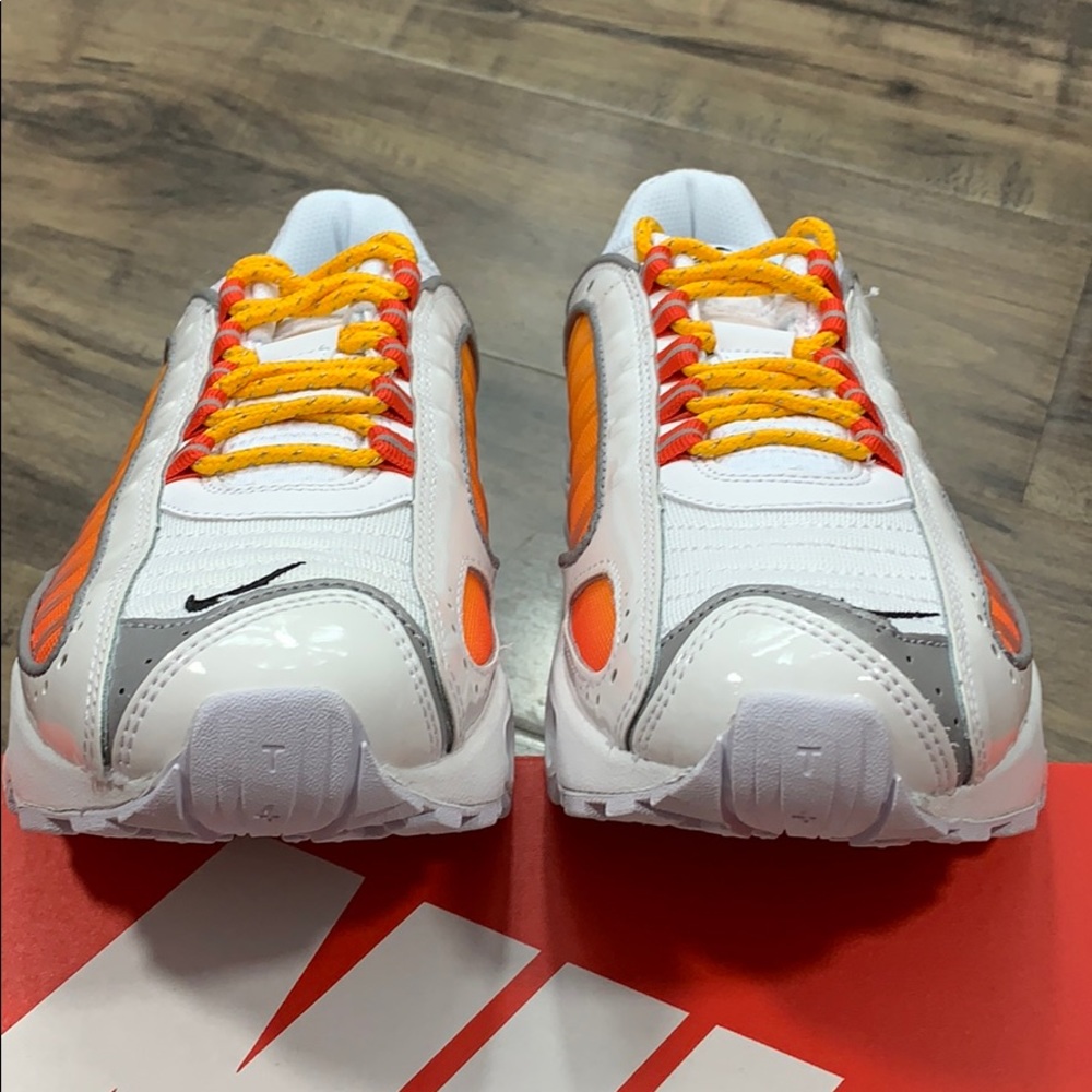 NIKE W AIR MAX TAILWIND IV NRG - Picture 11 of 16